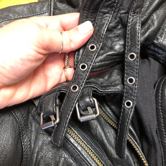 💫Sold💫ALLSAINTS Spitalfields Belvedere Leather Jacket, US size 4, Retail $560 - Picture 5 of 10